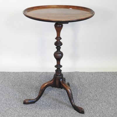 Lot 199 - A wine table
