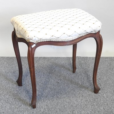 Lot 372 - A stool