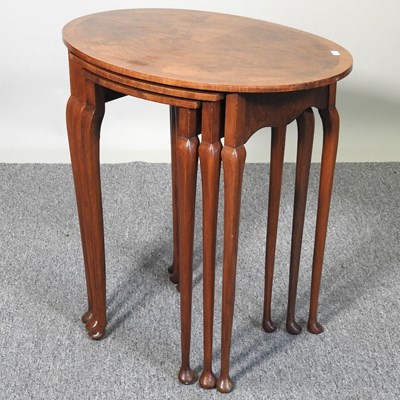 Lot 410 - A nest of tables