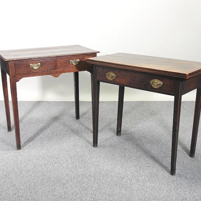 Lot 498 - A side table