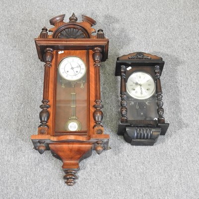 Lot 505 - Two clocks