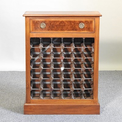 Lot 652 - A wine rack