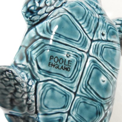 Lot 45 - A collection of Poole pottery animals