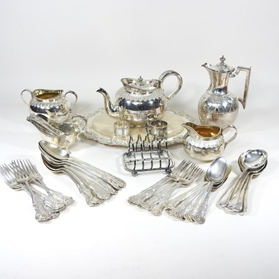 Lot 403 - A collection of silver plate