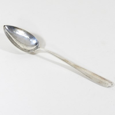 Lot 337 - A silver basting spoon