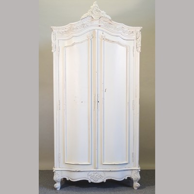 Lot 466 - A French style armoire