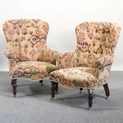 Lot 570 - A pair of armchairs