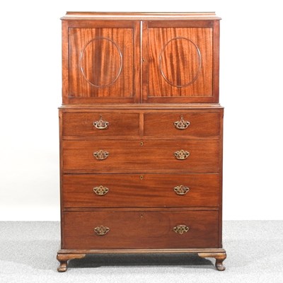 Lot 21 - A cabinet on chest