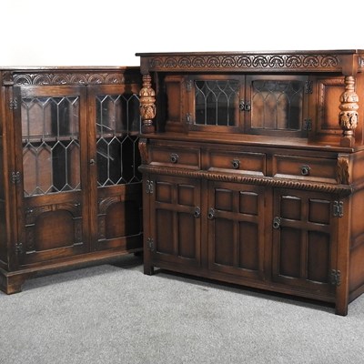 Lot 184 - A cupboard and bookcase