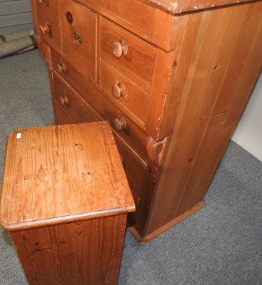 Lot 72 - A chest and cabinet