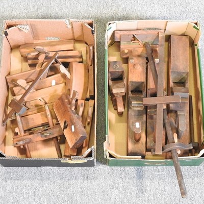 Lot 380 - A collection of tools