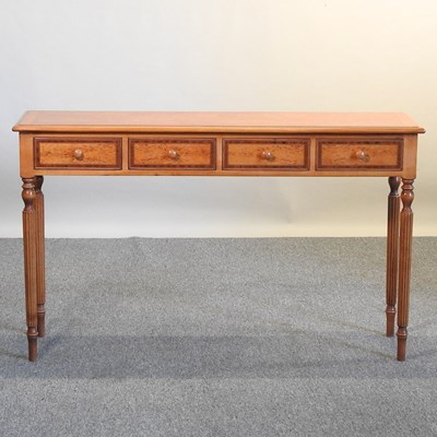 Lot 621 - A side table