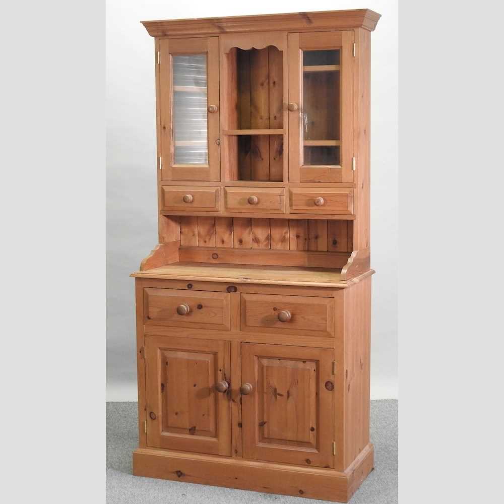 Lot 48 - A modern pine dresser