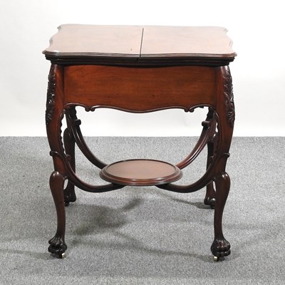 Lot 166 - A card table