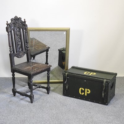 Lot 404 - A chair, mirror and box