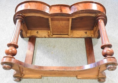 Lot 589 - A Victorian mahogany washstand