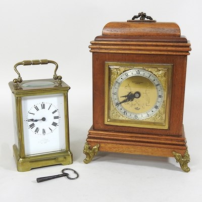 Lot 26 - Two clocks