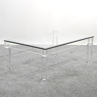 Lot 405 - A coffee table