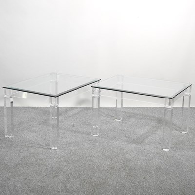 Lot 96 - A pair of tables