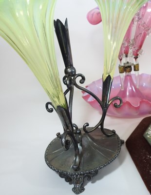 Lot 629 - Various epergne parts