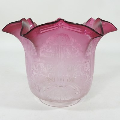 Lot 151 - A lamp shade