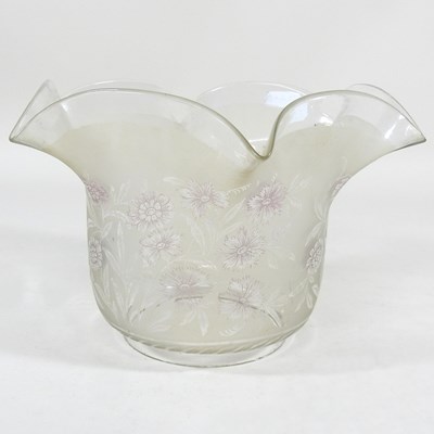 Lot 291 - A glass shade