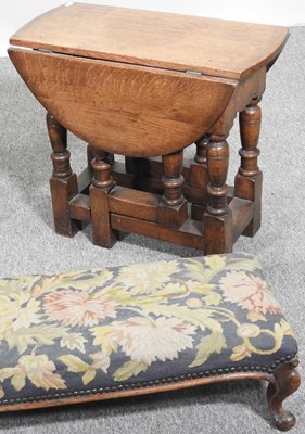 Lot 167 - A chest, stool and table