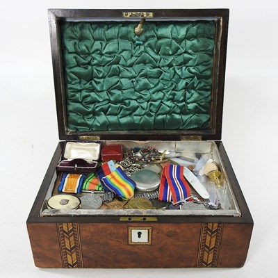 Lot 294 - A Victorian box