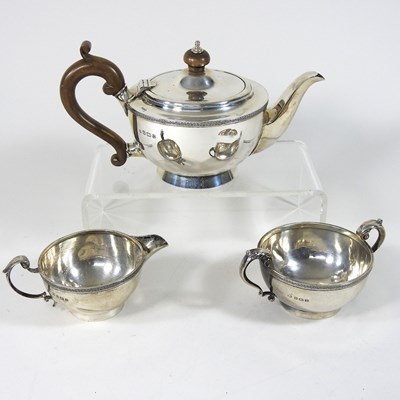 Lot 246 - A silver tea set