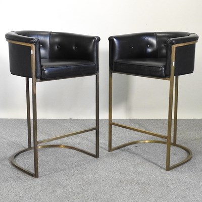 Lot 429 - A pair of bar stools