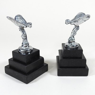 Lot 516 - Two sculptures