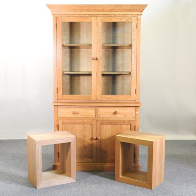 Lot 266 - A bookcase and tables