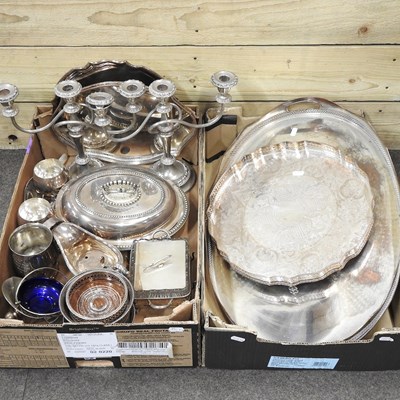 Lot 320 - Silver plated items