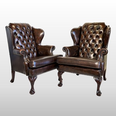 Lot 186 - A pair of armchairs