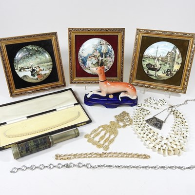 Lot 358 - A collection of jewellery