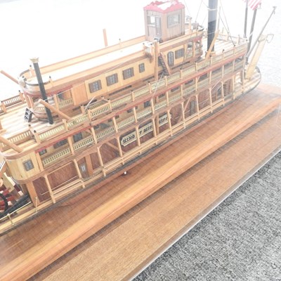 Lot 170 - A model boat