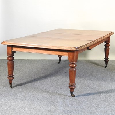 Lot 182 - A Victorian table