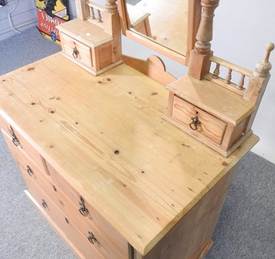 Lot 406 - A pine chest