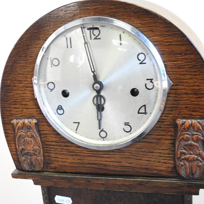 Lot 138 - A 1930's clock