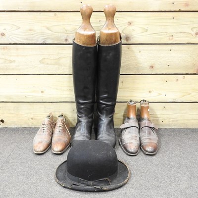 Lot 15 - Various shoes and boots