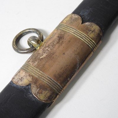 Lot 5 - A naval sword