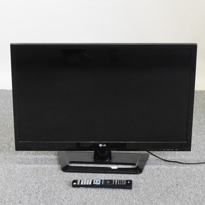Lot 470 - A television