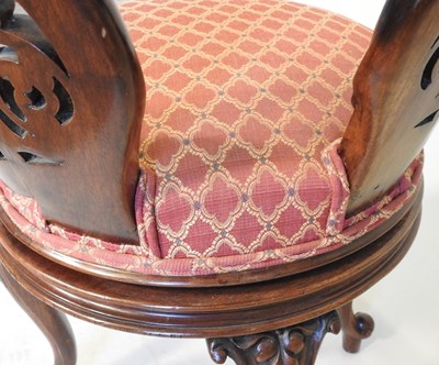 Lot 180 - A harpist's chair