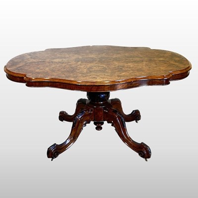 Lot 436 - A Victorian table