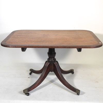 Lot 130 - A Regency table