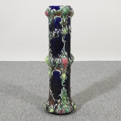 Lot 525 - A majolica column