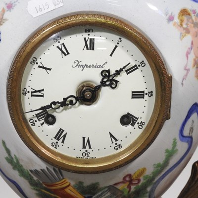 Lot 33 - An Italian clock