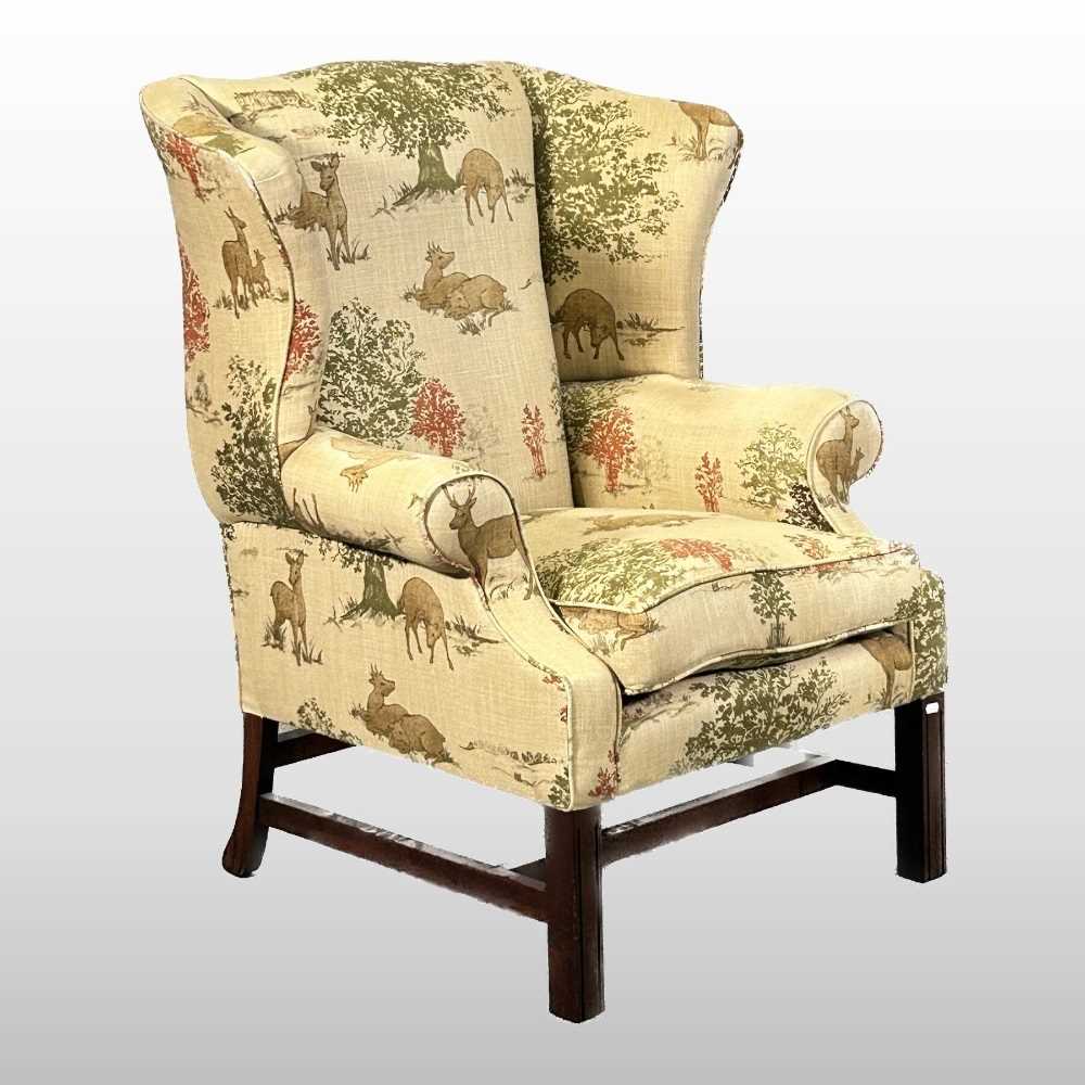 Lot 140 - An Georgian style armchair