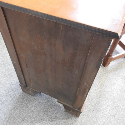 Lot 44 - A chest and tables