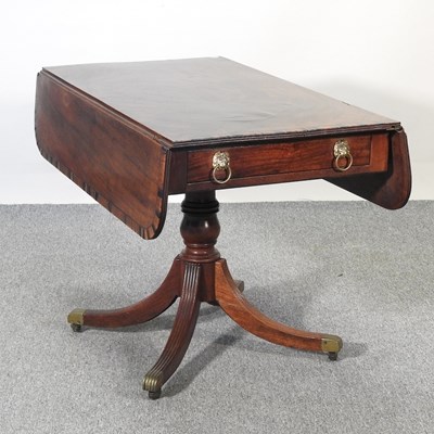 Lot 401 - A Regency table